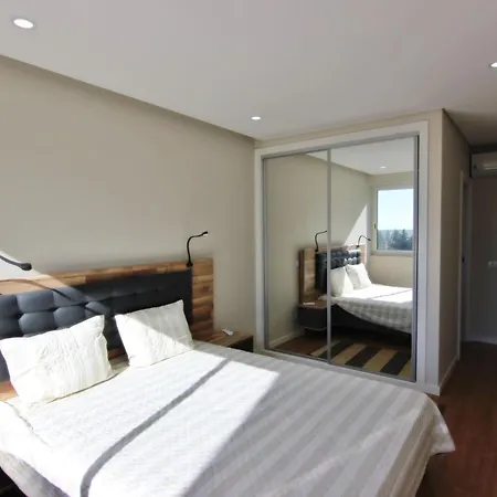 Amendoeiras Ii - Apartament