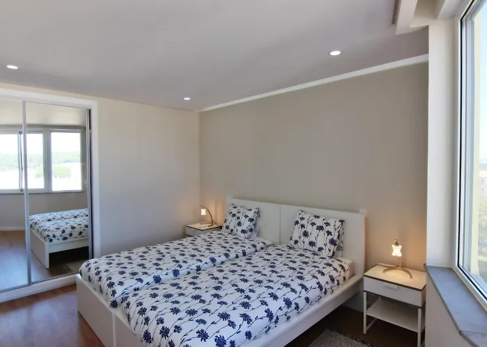 Amendoeiras Ii - Apartment