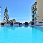 Amendoeiras Ii - *